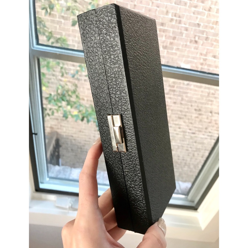 RING TRAVEL CASE - Picture 6 of 8